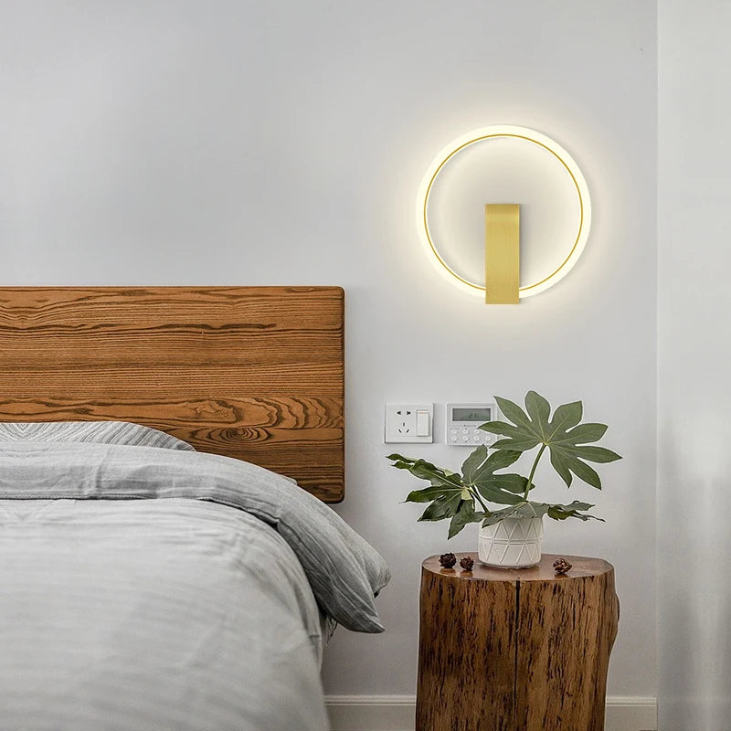 Modern LED wall light for elegant indoor lighting