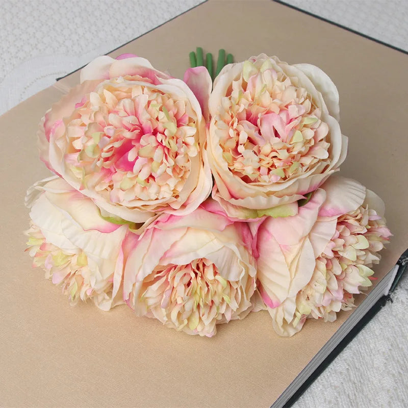 Bouquet of 5 artificial rose and peony heads for wedding decoration