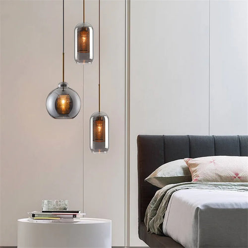 Modern glass pendant light for elegant interior decor - vue 4 sur 17