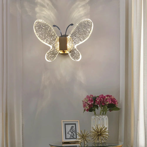 modern crystal butterfly wall light for home decor - vue 4 sur 7