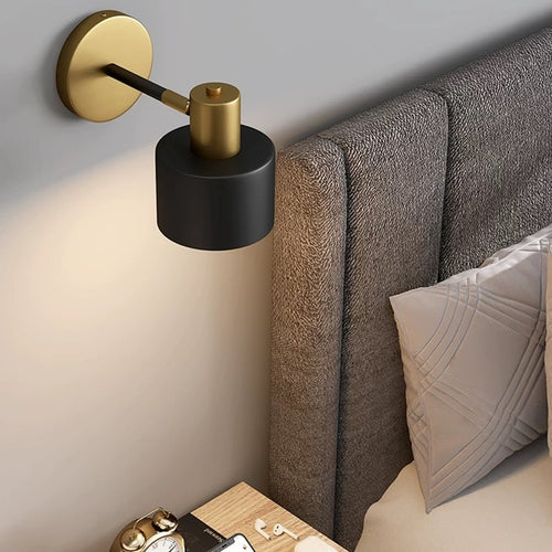 Aveiro black and gold brass LED wall light - vue 4 sur 7