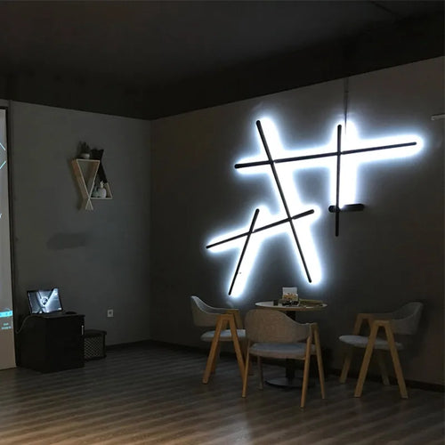 Simple long strip art deco retro-illuminated LED wall light - vue 4 sur 9