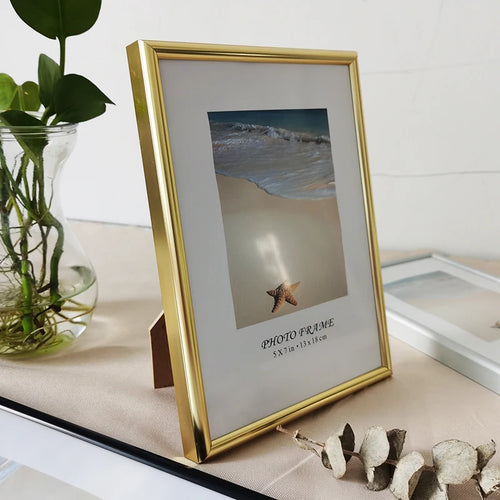 Aluminium photo frame for modern wall decor - vue 2 sur 9