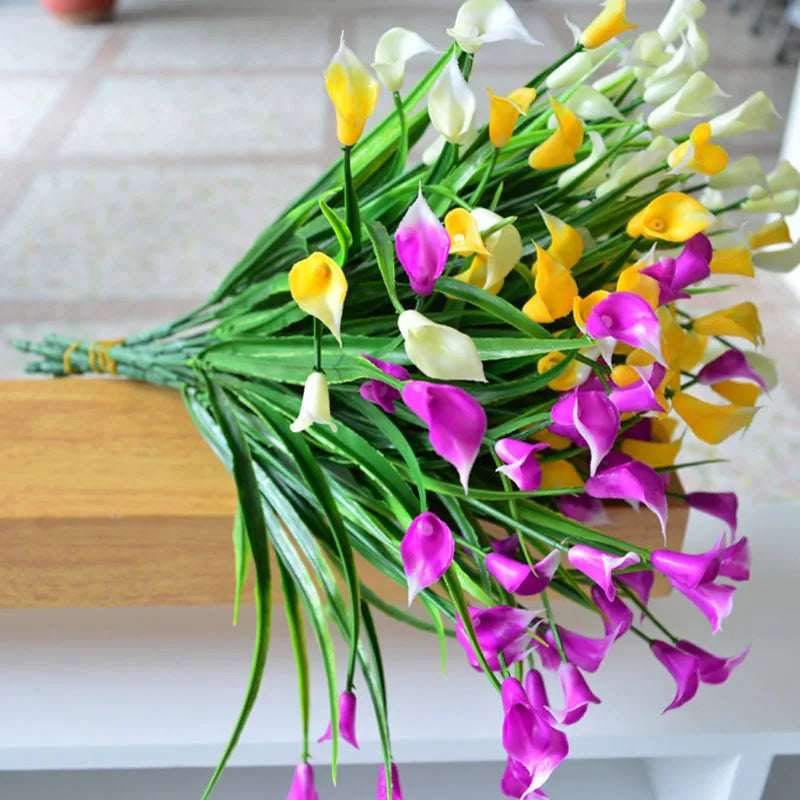 Bouquet of 25 mini artificial calla heads elegant floral decoration