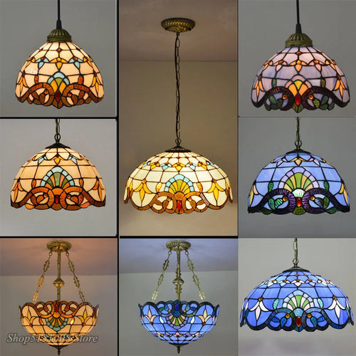 Baroque stained glass pendant light for an elegant interior - vue 3 sur 15
