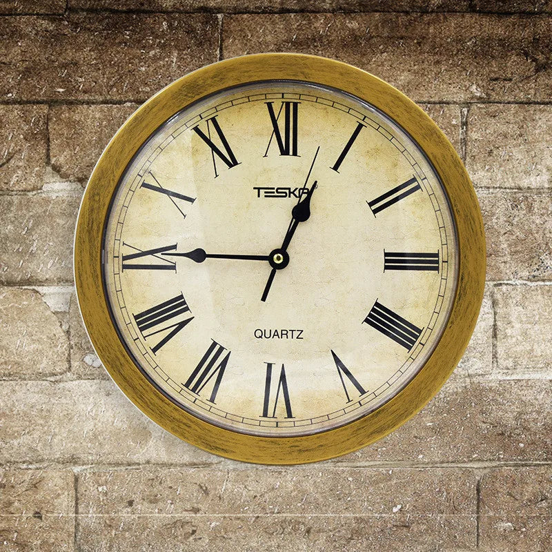 Retro imitation metal wall clock for minimalist creative decoration