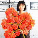 Set of 12 artificial maple leaves for autumn decoration