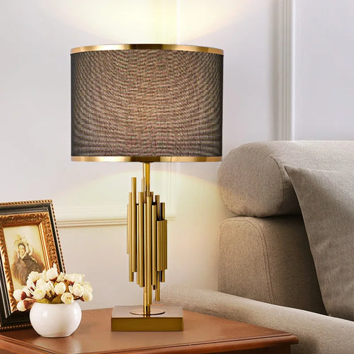 Postmodern Nordic minimalist luxury table lamp - vue 6 sur 12