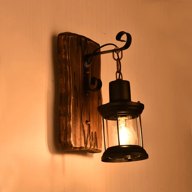 Industrial wood wall light for café and restaurant - vue 4 sur 8