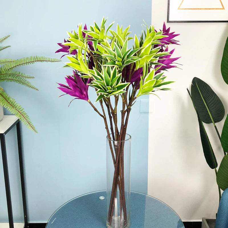 Large artificial lily branches with realistic foliage for decoration - vue 3 sur 8