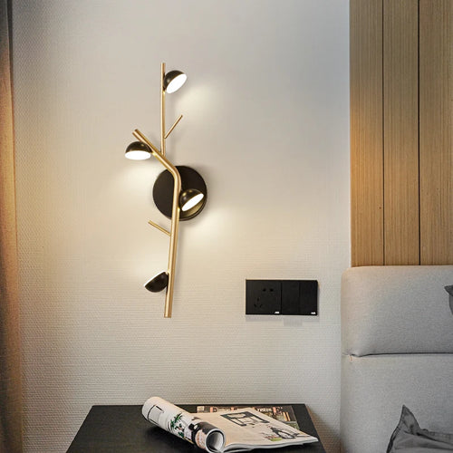 Modern decorative wall light with creative design for interiors - vue 2 sur 8
