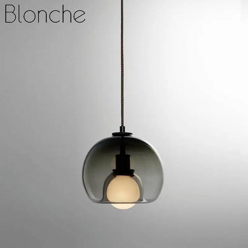 Nordic glass pendant light with modern creative design - vue 4 sur 7