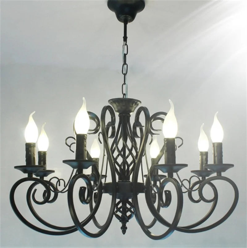 Classic vintage chandelier with 6 or 8 candle lights in wrought iron - vue 5 sur 6