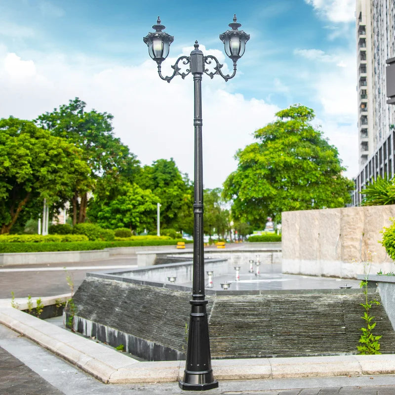 (H: 2.2 m) European landscape outdoor lamp post with 2/3 heads for garden or villa