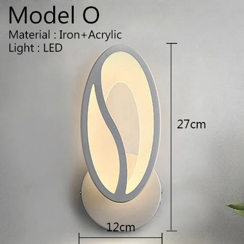 Modern acrylic wall light in American style for elegant interiors - vue 18 sur 23