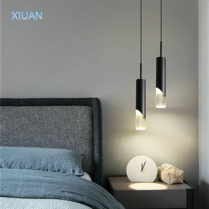 Post-modern LED bedside pendant lamp with E27 bulb in black and copper