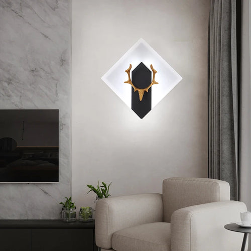 Modern decorative LED wall light in iron and acrylic - vue 5 sur 10