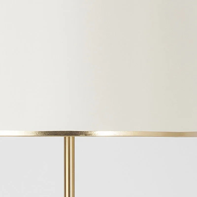 Modern glass floor lamp for stylish indoor lighting - vue 5 sur 5
