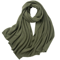 Elegant knitted cashmere scarf with fringes for winter