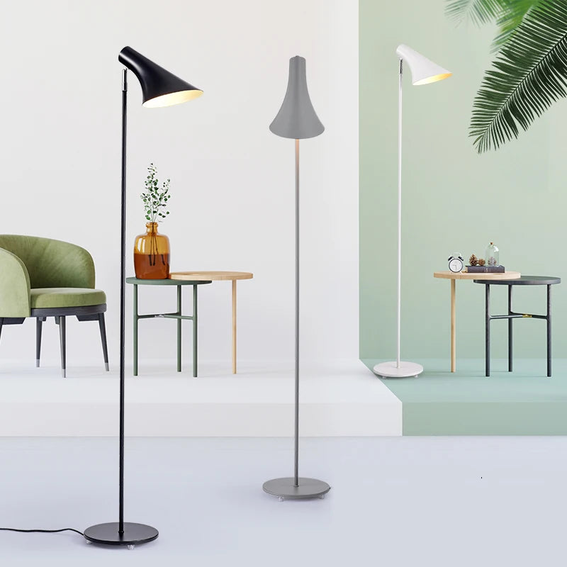 Creative retro floor lamp in American and European style