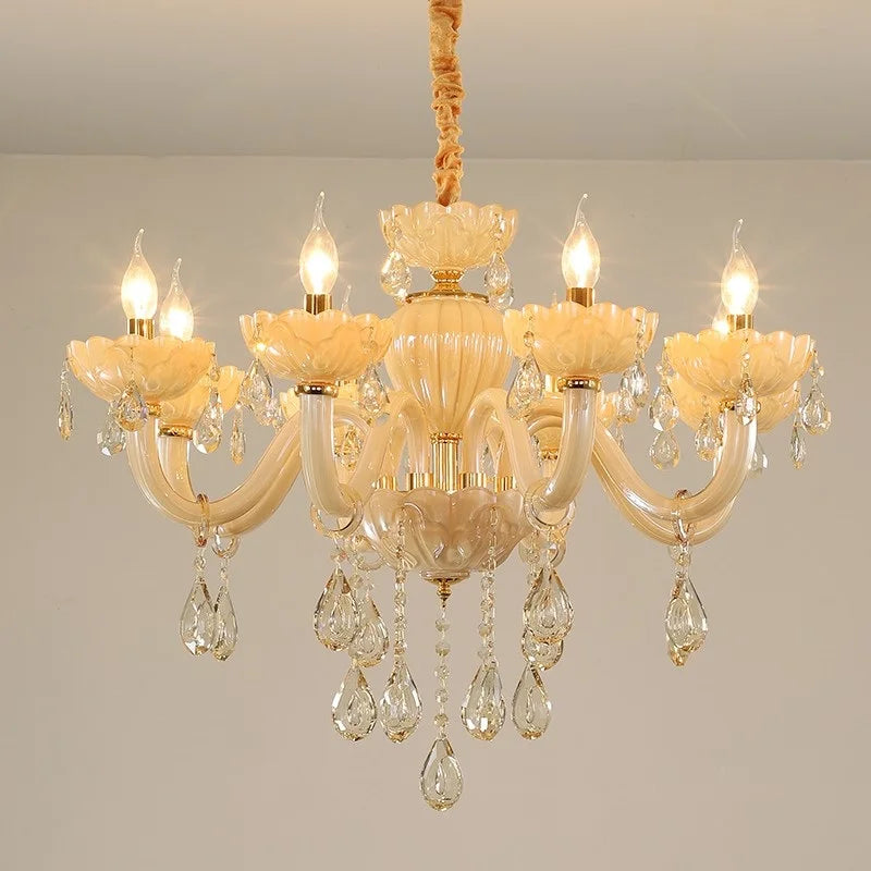 Creative European crystal chandelier for a luxurious atmosphere
