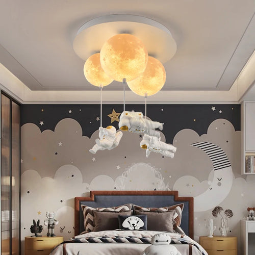 Decorative lunar ceiling light with astronaut, ideal for bedroom - vue 3 sur 15
