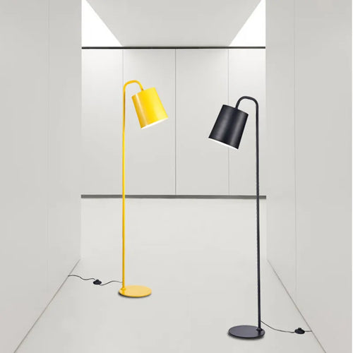 Decorative Nordic-style floor lamp for elegant interiors - vue 2 sur 7
