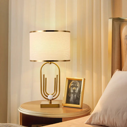 Postmodern Nordic minimalist luxury table lamp - vue 4 sur 12