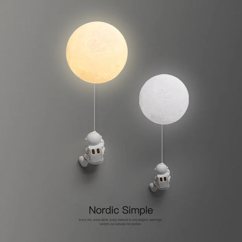 3d astronaut wall light with moon lights for children - vue 3 sur 10