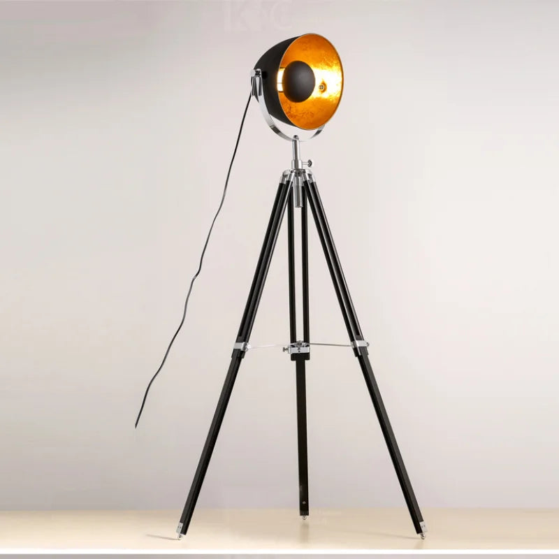Vintage industrial tripod floor lamp with Edison bulbs - vue 4 sur 6