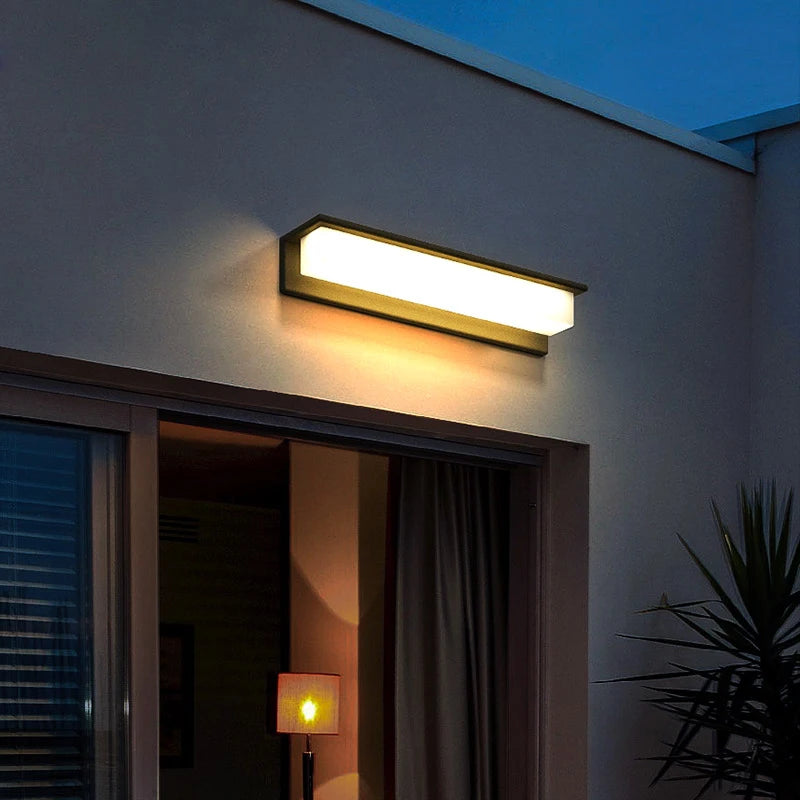 Simple waterproof outdoor wall light IP54 for porch, balcony, garden
