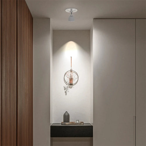 Modern adjustable angle LED ceiling light for kitchen - vue 4 sur 7