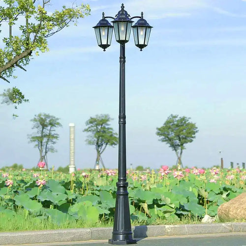 Thick aluminium outdoor garden lamp post - vue 4 sur 10