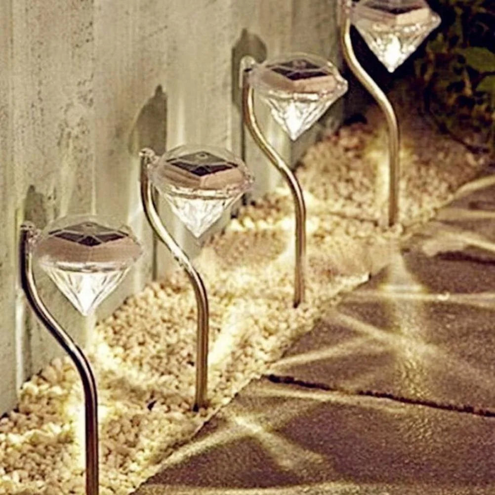 Diamond-shaped solar LED lamp