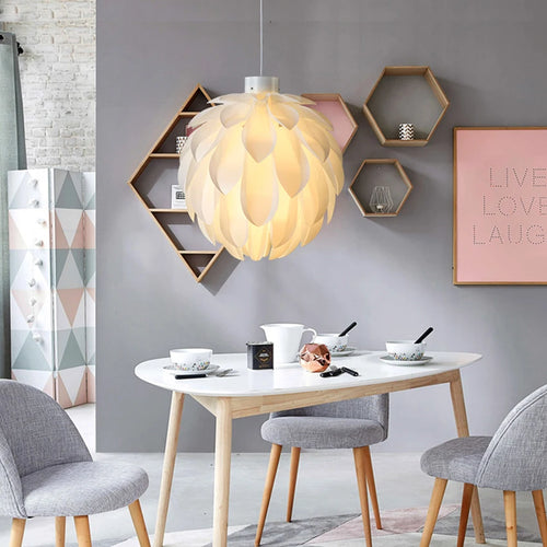 Modern pinecone pendant light for creative decor - vue 4 sur 10
