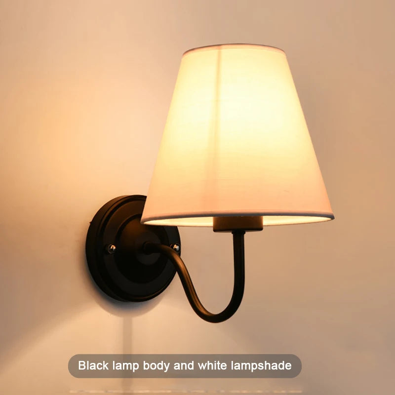 American retro fabric wall light with European LED lampshade - vue 9 sur 14