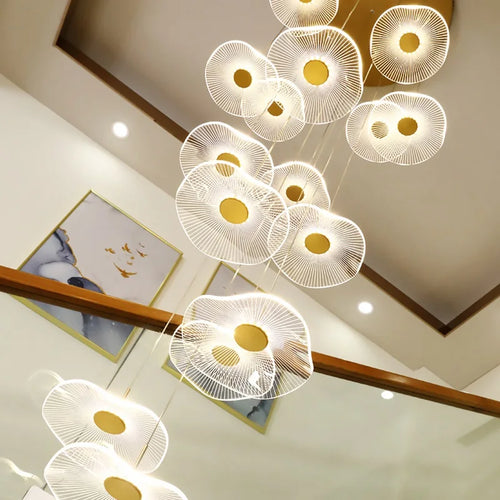 Modern acrylic pendant light for stylish indoor decor - vue 4 sur 18