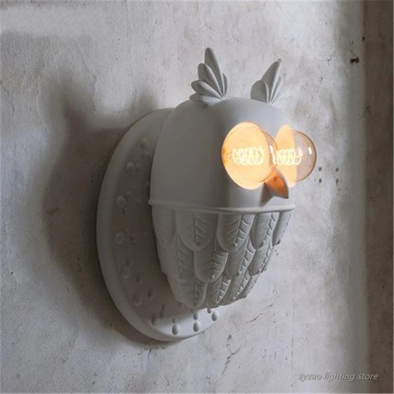 Resin owl wall light for indoor decor