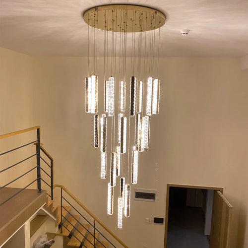 Gold LED crystal chandelier for elegant and refined indoor lighting - vue 4 sur 16