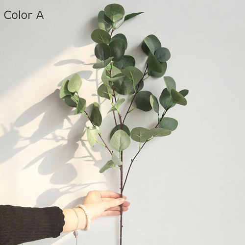 Eucalyptus tree branch with round leaves retro artificial foliage decoration - vue 2 sur 10