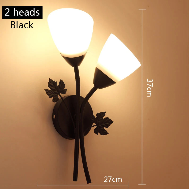 Modern LED wall lamp for reading and home decor - vue 9 sur 10