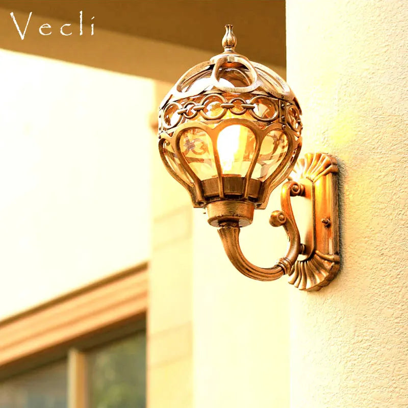 Waterproof outdoor wall light for garden and decor - vue 8 sur 8