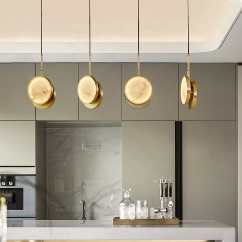 Round two-light natural marble LED pendant for indoor decoration - vue 3 sur 8