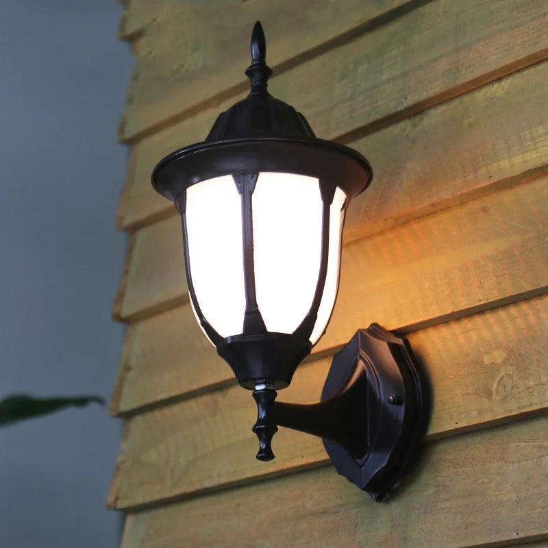 Waterproof outdoor wall light retro garden lighting