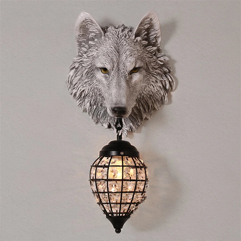 Vintage resin wolf LED wall light artistic decor