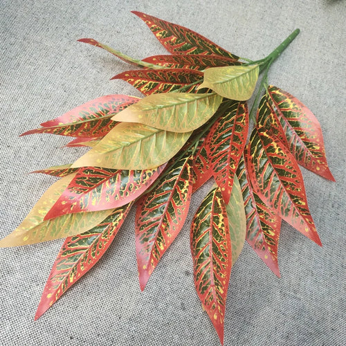 Decorative artificial tropical palm branches plastic - vue 10 sur 13