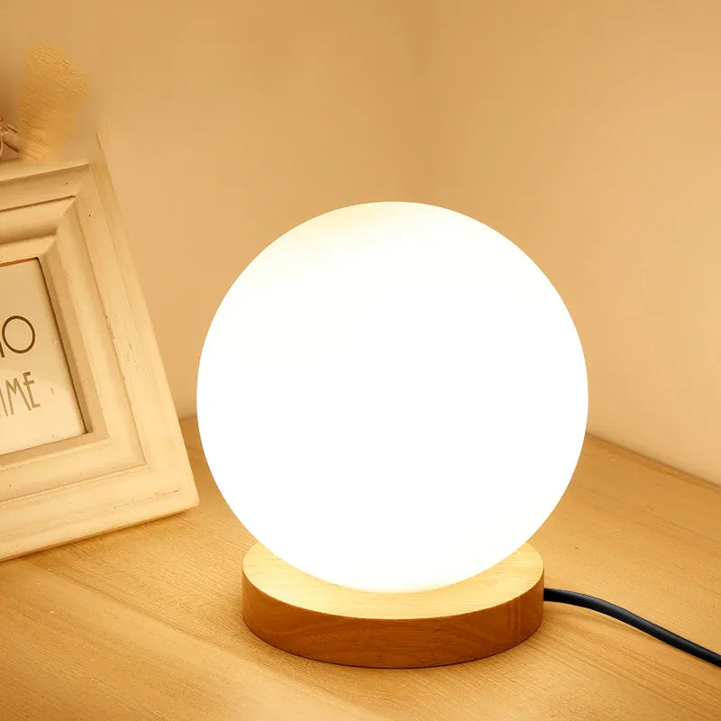 Simple glass ball table lamp
