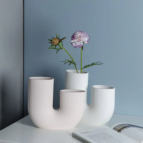Nordic Ceramic Vase for Home Decoration, Simple Flower Pot, Living Room, Interior, Office, Desktop, Table Decor, Accessories - vue 4 sur 9