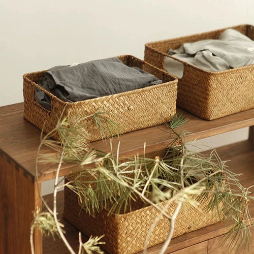 large woven seagrass basket for storage and decoration - vue 2 sur 10