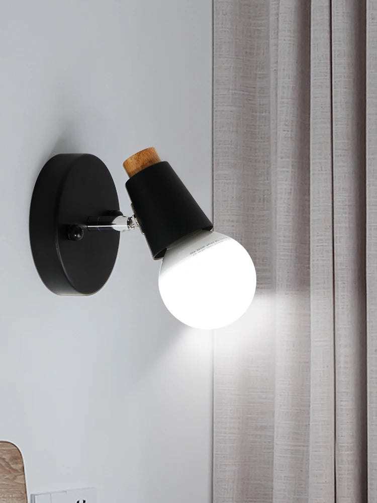Modern designer wall lamp for a creative interior - vue 4 sur 5